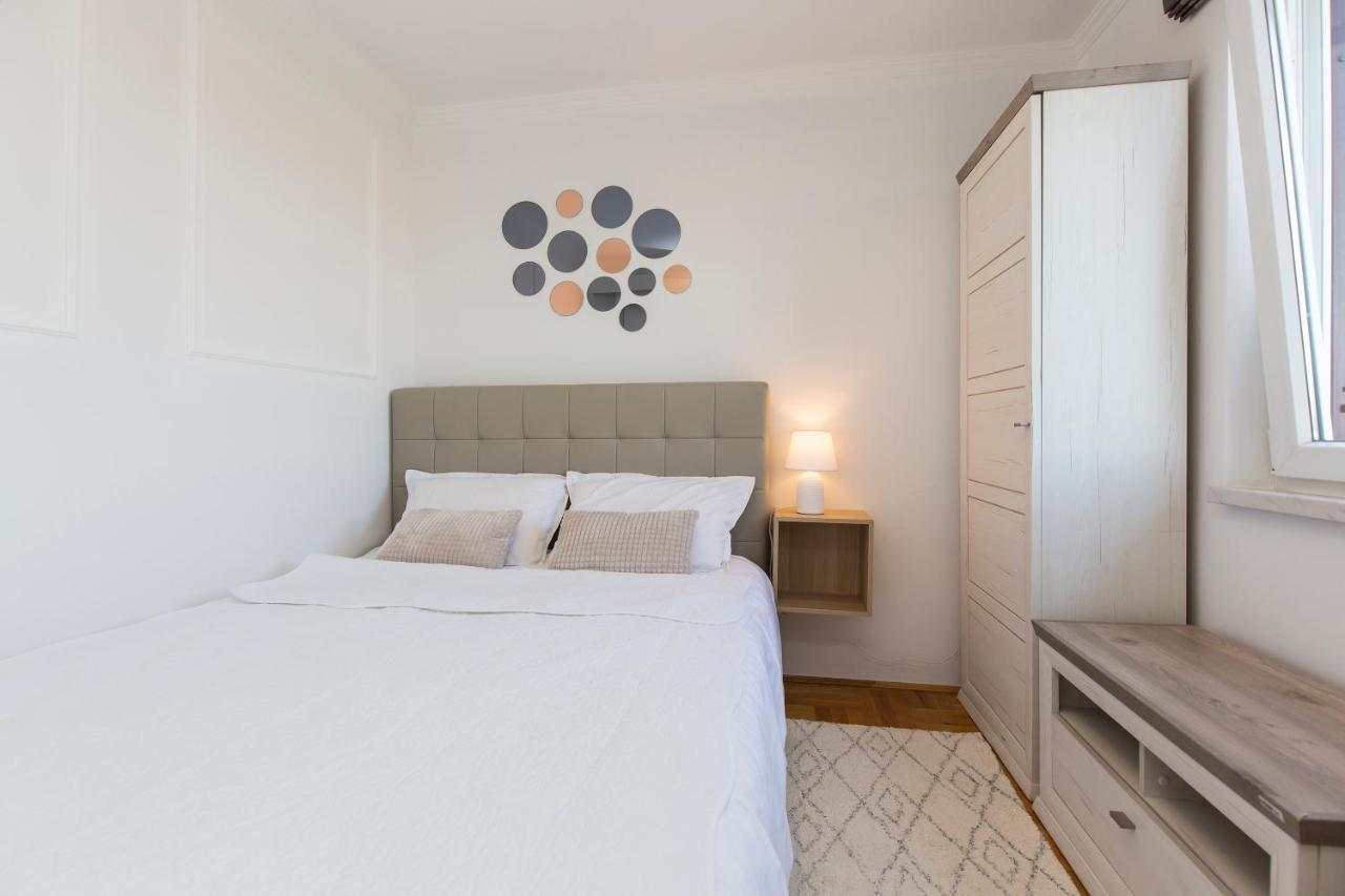 Apartment Parentium Poreč Zewnętrze zdjęcie